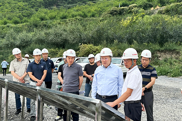 蜀道集团党委副书记、董事、副总经理丁应虎赴川汶高速TJ7项目检查指导工作