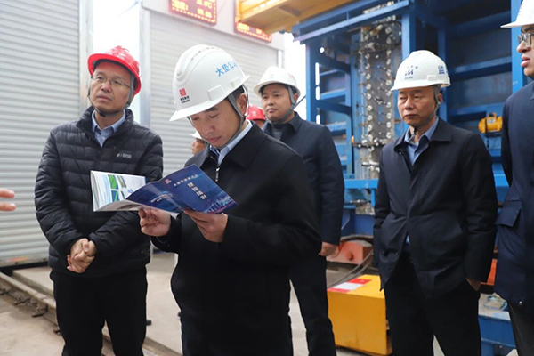 川高公司党委书记、董事长江勇顺率队赴大垫TJ3标项目督导调研