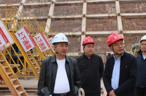 四川路桥复工复产检查小组深入会禄高速ZCB1-1项目督导检查